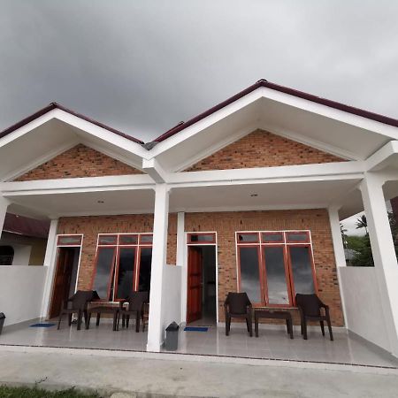 Hisar Guest House Tuk Tuk Esterno foto